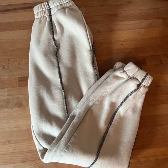 Princesspolly, cargo sweatpants - Picture 3 of 3